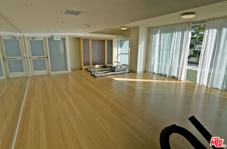 13700 Marina Pointe Drive 1219, Marina Del Rey, California 90292
