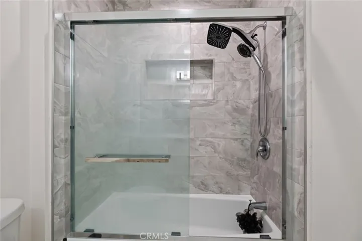 10475 Newhome Ave. 2, Sunland, California 91040