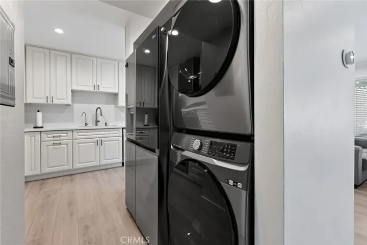 10475 Newhome Ave. 2, Sunland, California 91040