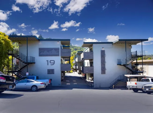 19 Merrydale, San Rafael, California 94903