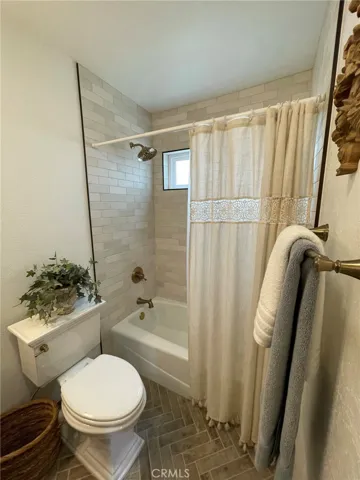 31351 Isle, Laguna Niguel, California 92677