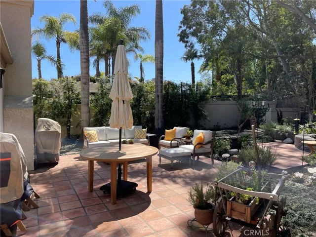31351 Isle, Laguna Niguel, California 92677