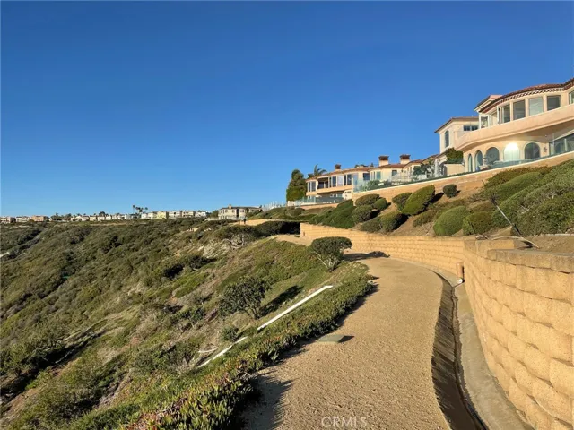31351 Isle, Laguna Niguel, California 92677