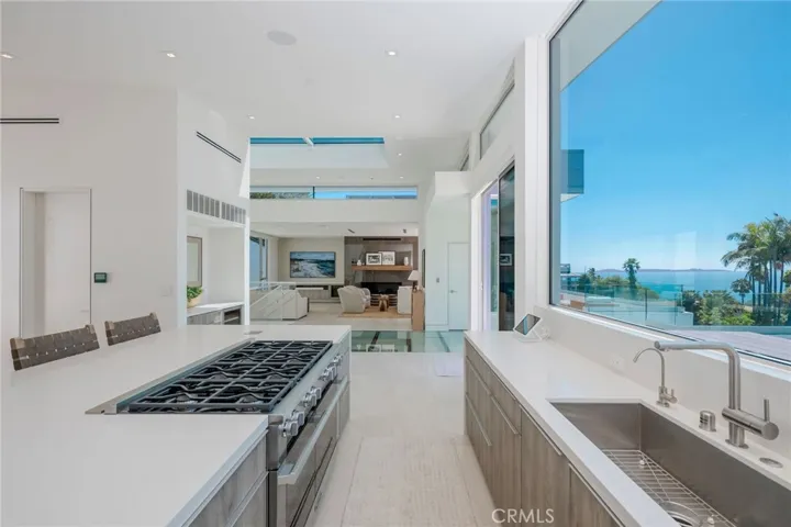 640 Temple Hills Drive, Laguna Beach, California 92651