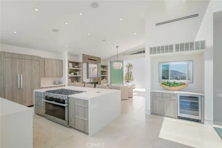 640 Temple Hills Drive, Laguna Beach, California 92651