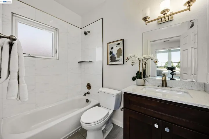 3816 Pioneer Ter, Fremont, California 94555
