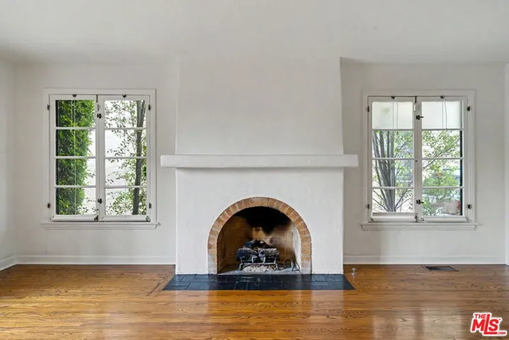1262 S Burnside Avenue, Los Angeles, California 90019