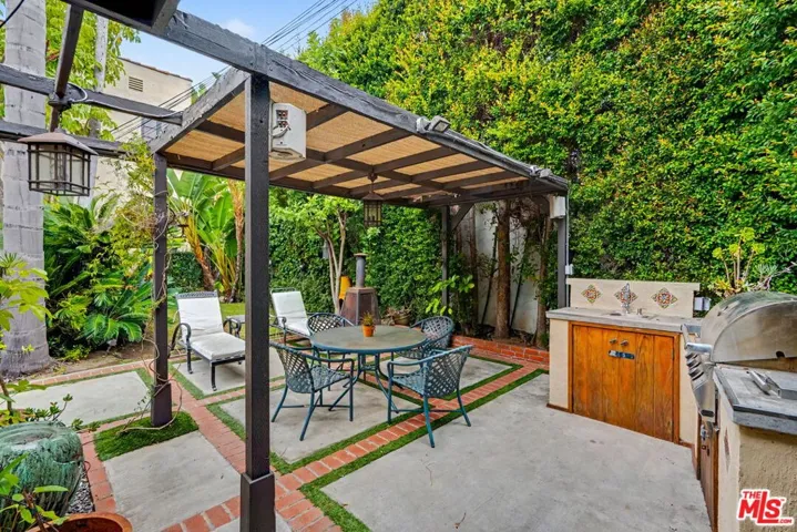 1262 S Burnside Avenue, Los Angeles, California 90019