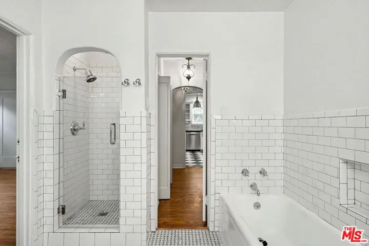 1262 S Burnside Avenue, Los Angeles, California 90019