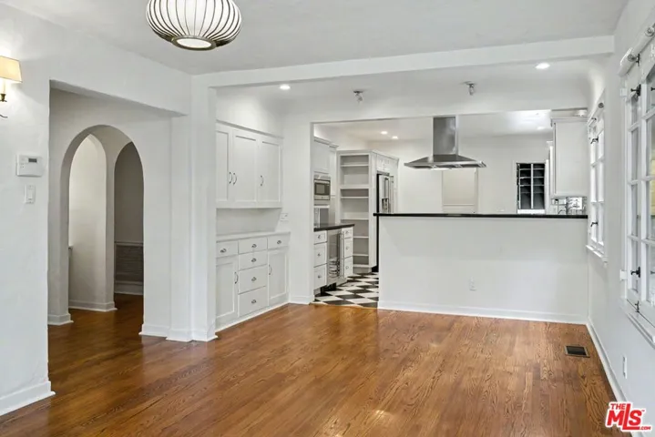 1262 S Burnside Avenue, Los Angeles, California 90019