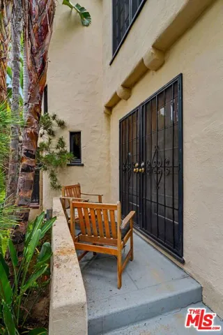 1262 S Burnside Avenue, Los Angeles, California 90019