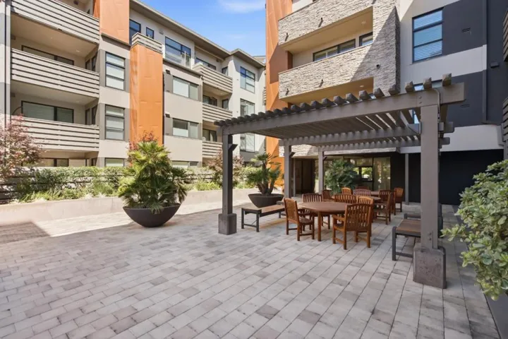 1838 Ogden Drive 306, Burlingame, California 94010