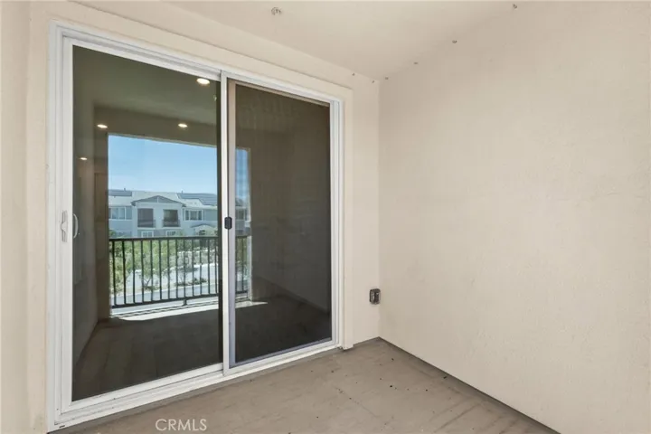 16571 Wyndham 9, Fontana, California 92336