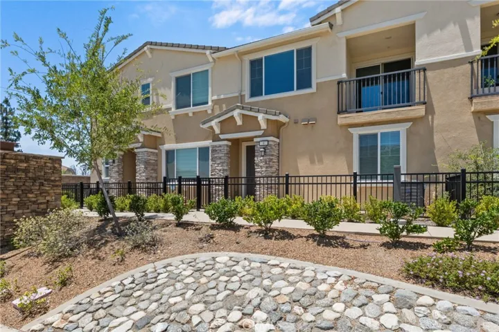 16571 Wyndham 9, Fontana, California 92336