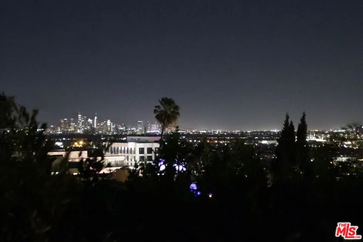 1215 Hilldale, Los Angeles, California 90069