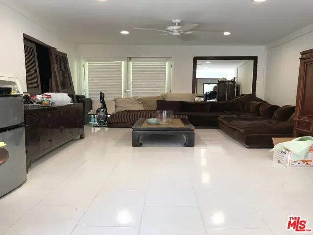 1215 Hilldale, Los Angeles, California 90069