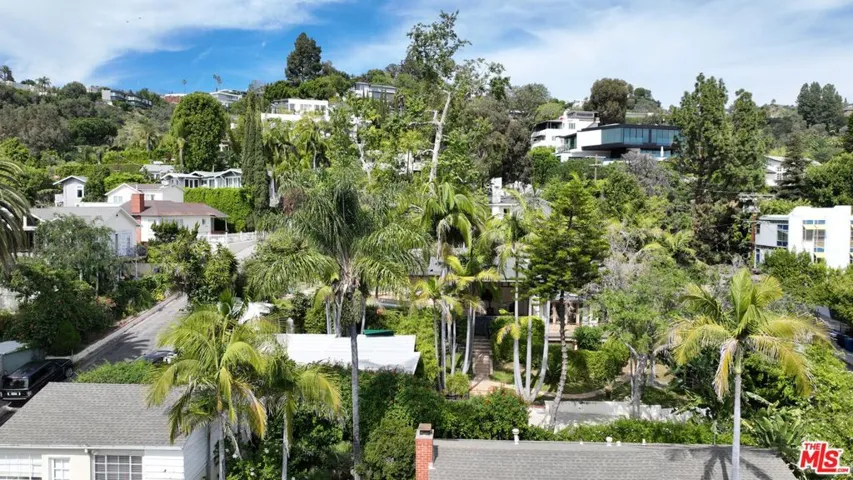 1215 Hilldale, Los Angeles, California 90069