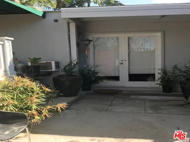 1215 Hilldale, Los Angeles, California 90069