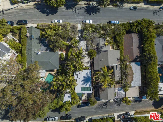 1215 Hilldale, Los Angeles, California 90069