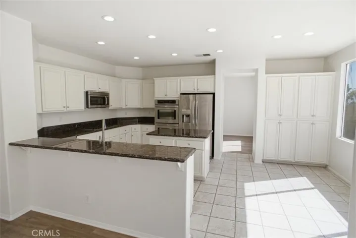 26040 Potter, Stevenson Ranch, California 91381