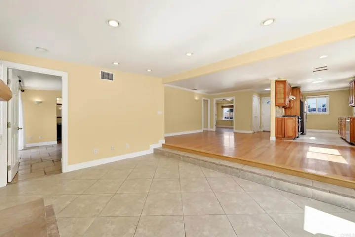 1677 Sandos Street, El Cajon, California 92019