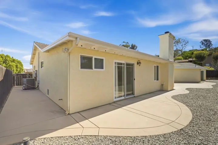 1677 Sandos Street, El Cajon, California 92019
