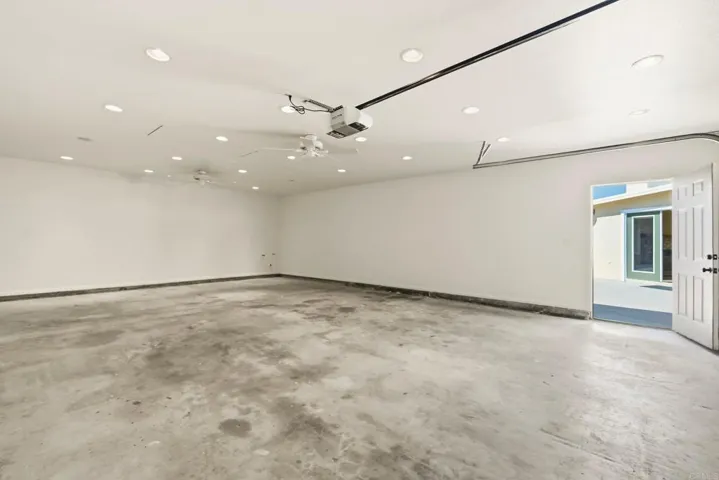 1677 Sandos Street, El Cajon, California 92019
