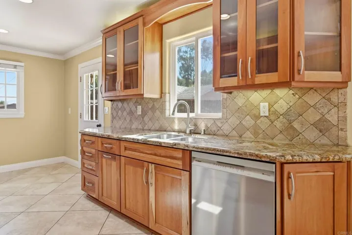 1677 Sandos Street, El Cajon, California 92019