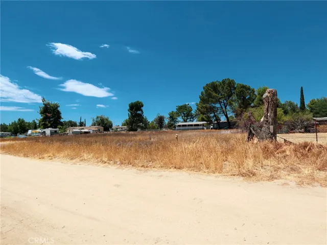 1 Pioneer Trail, Anza, California 92539