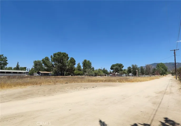 1 Pioneer Trail, Anza, California 92539
