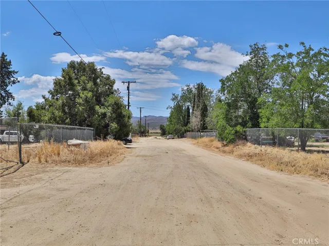 1 Pioneer Trail, Anza, California 92539