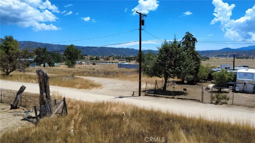 1 Pioneer Trail, Anza, California 92539