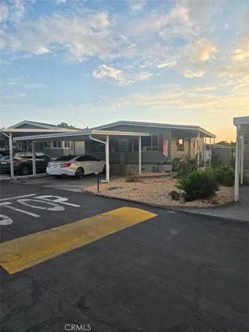 840 E Foothill Boulevard 17, Azusa, California 91702