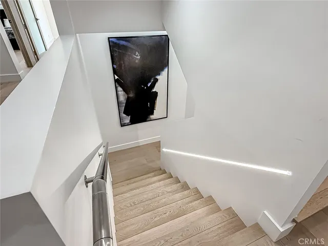 5130 Medina, Woodland Hills, California 91364