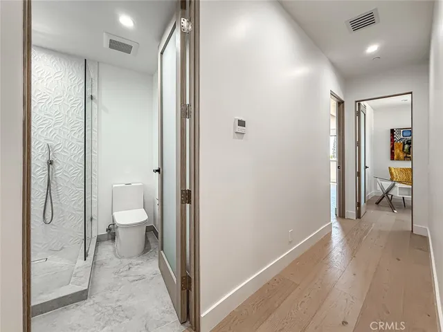 5130 Medina, Woodland Hills, California 91364