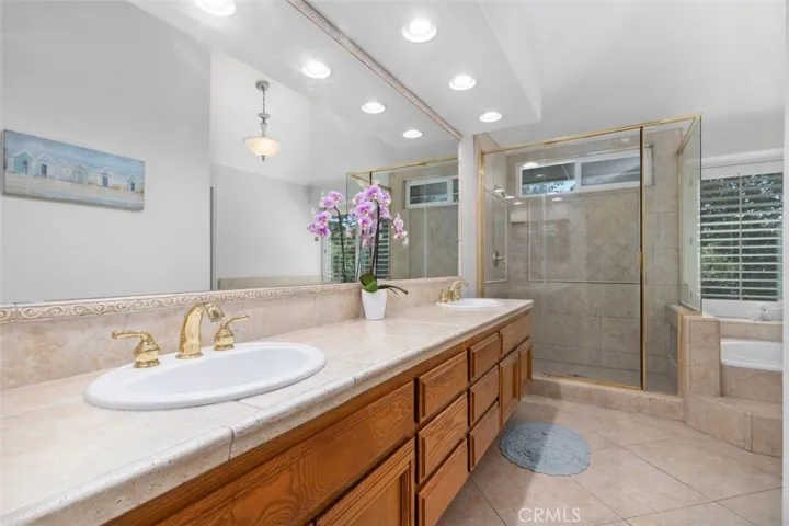 Primary bath with double sinks