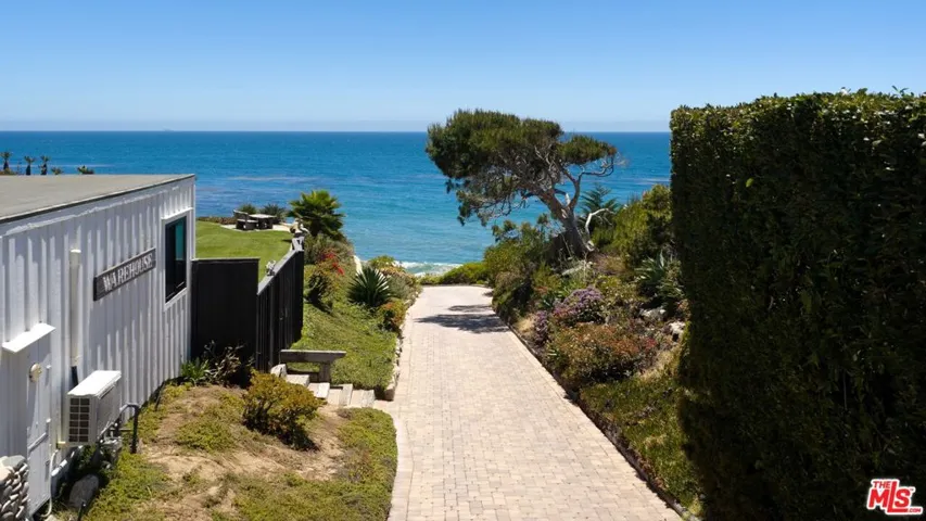 31970 Pacific Coast Highway, Malibu, California 90265
