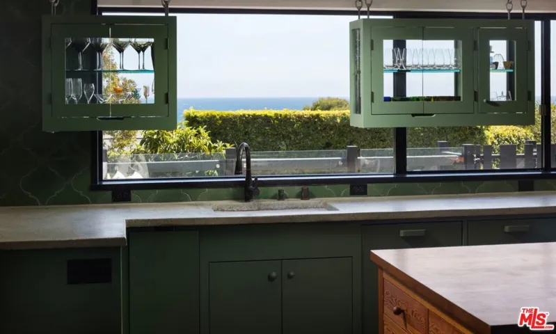 31970 Pacific Coast Highway, Malibu, California 90265
