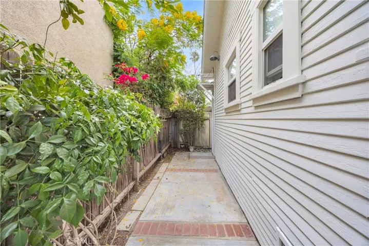 3728 E Colorado, Long Beach, California 90814