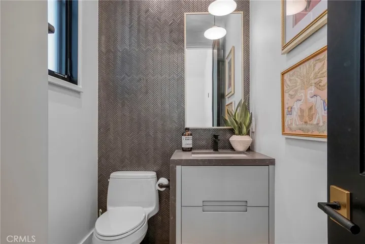 4961 Edgerton Avenue, Encino, California 91436