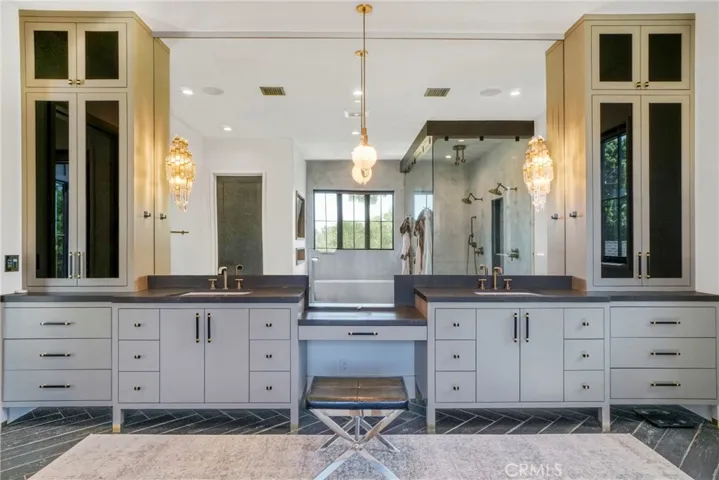 4961 Edgerton Avenue, Encino, California 91436