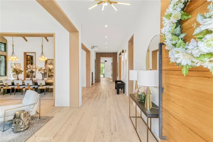4961 Edgerton Avenue, Encino, California 91436