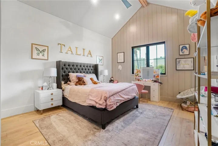4961 Edgerton Avenue, Encino, California 91436