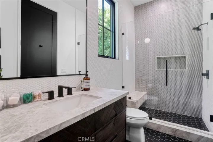 4961 Edgerton Avenue, Encino, California 91436