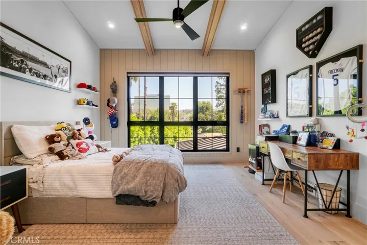 4961 Edgerton Avenue, Encino, California 91436