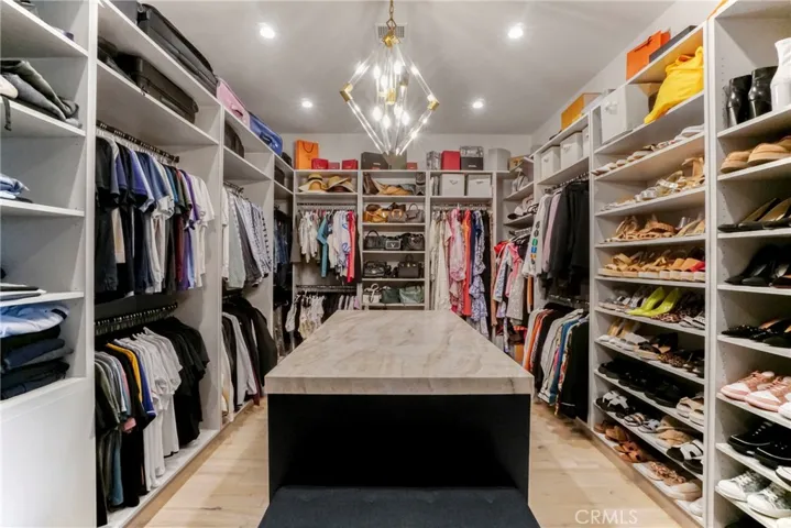 4961 Edgerton Avenue, Encino, California 91436