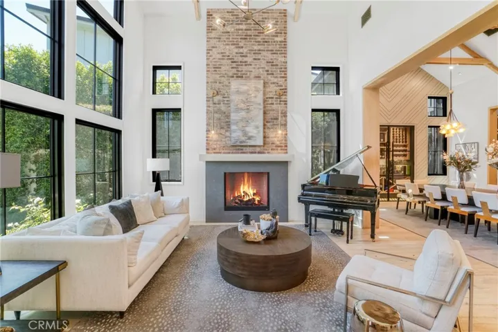 4961 Edgerton Avenue, Encino, California 91436