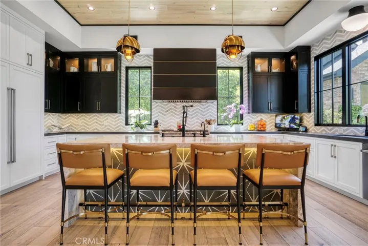 4961 Edgerton Avenue, Encino, California 91436