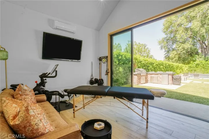4961 Edgerton Avenue, Encino, California 91436