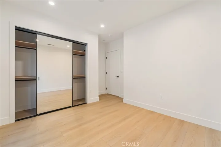 7510 Sepulveda Boulevard 204, Van Nuys, California 91405